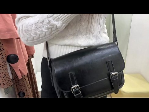 ❤️ Публічна мастурбація молодої сучки FeralBerry фалоімітатором у примірочній ☑ Чортове відео  на uk.sexvideogif.ru ﹏